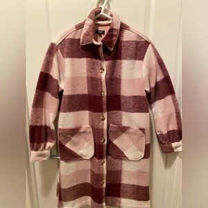 Long Shacket-burgundy/pink plaid; like new